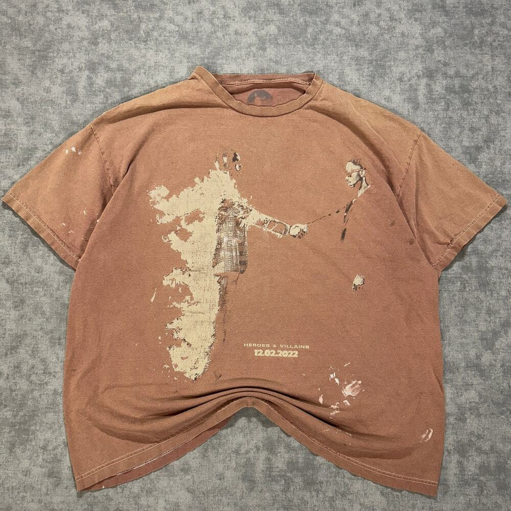 Metro Boomin Heroes & Villains 2022 Graphic T Shirt Brown Distressed Mens XL
